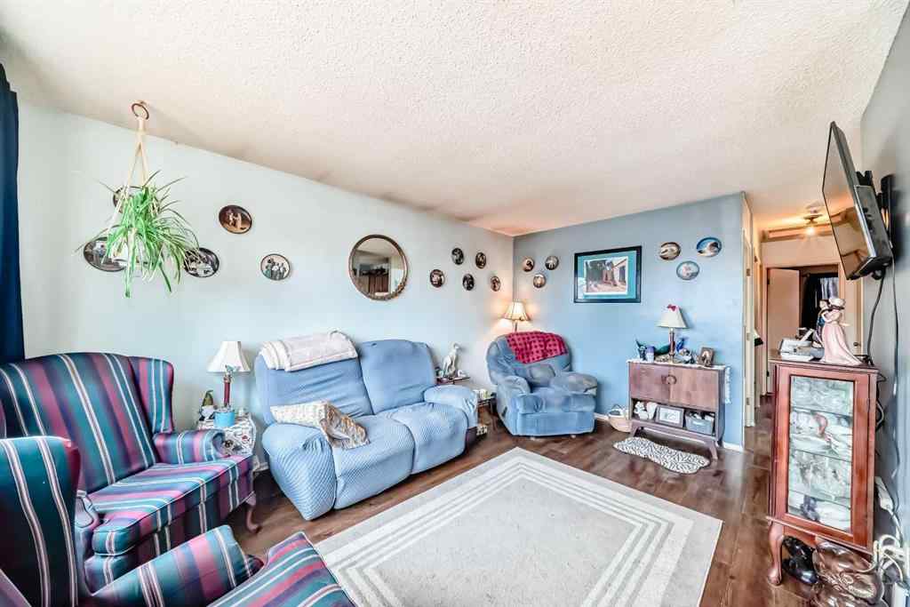 MLS® A2269615 - 16 Beaver Dam Place NE in Thorncliffe Calgary, Residential