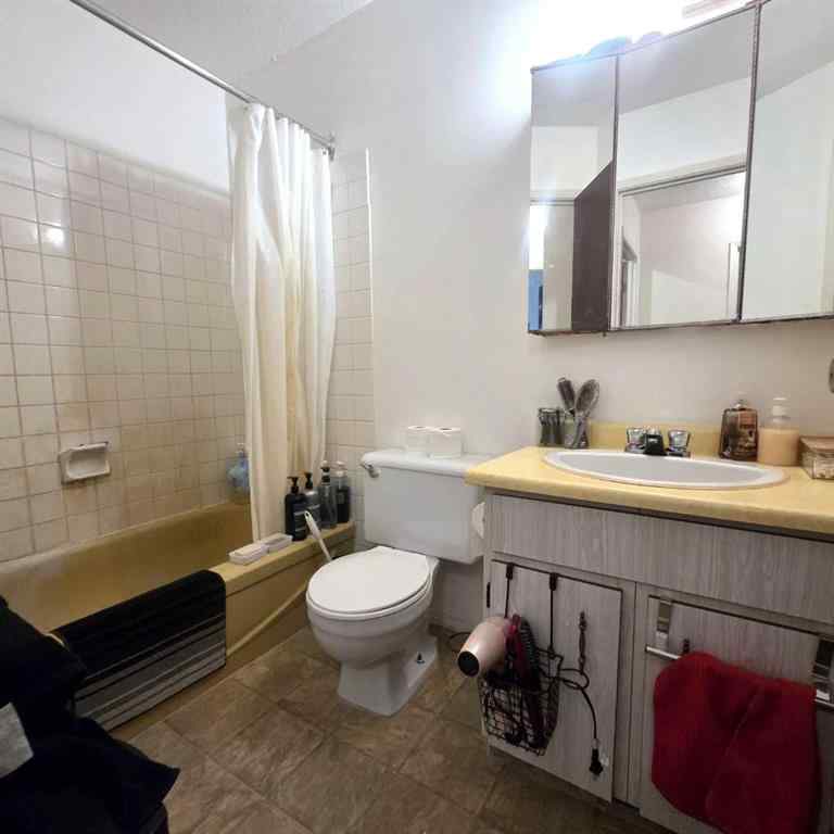 MLS&reg; # A2269617 - Unit #304B 5611 9 Avenue   in Edson Edson, Residential Open Houses