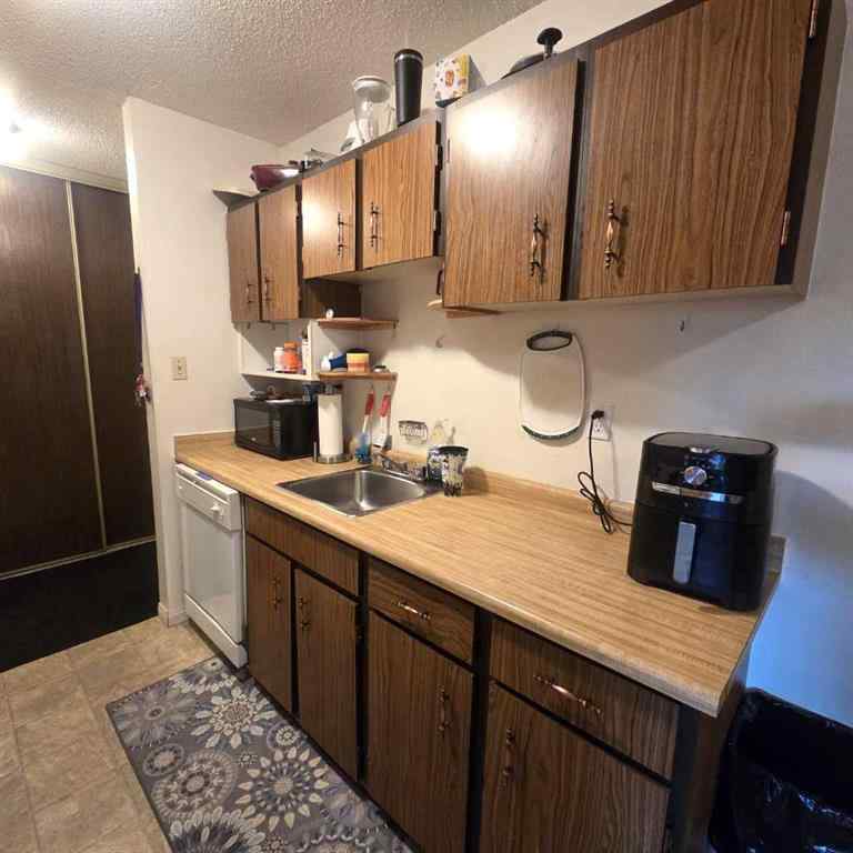 MLS&reg; # A2269618 - Unit #312B 5611 9 Avenue   in Edson Edson, Residential Open Houses