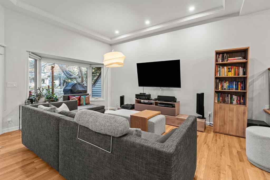 MLS® A2269626 - Unit #239 4037 42 Street NW in Varsity Calgary, Residential