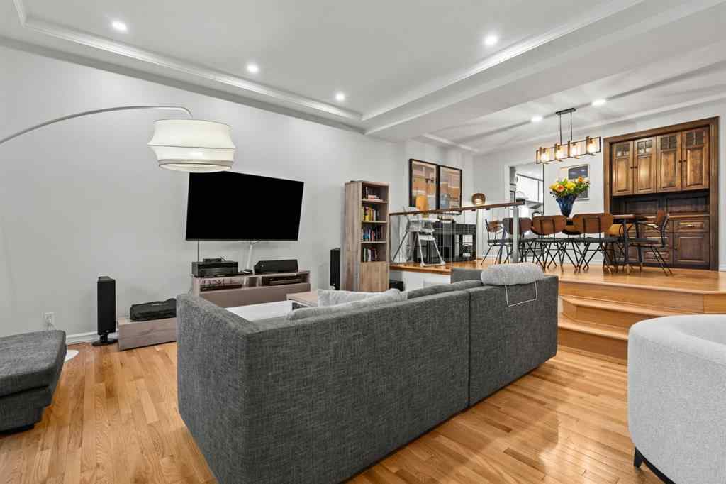 MLS® A2269626 - Unit #239 4037 42 Street NW in Varsity Calgary, Residential