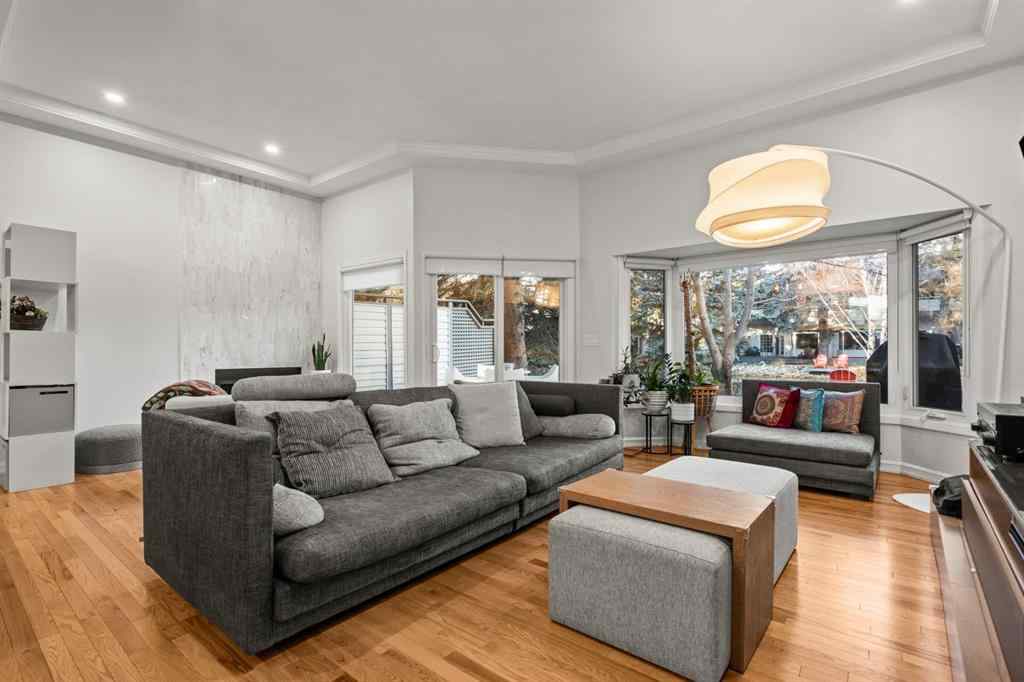 MLS® A2269626 - Unit #239 4037 42 Street NW in Varsity Calgary, Residential