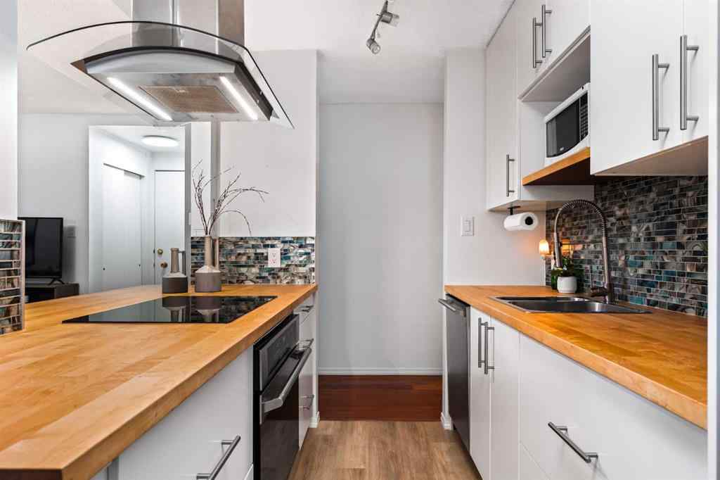 MLS® A2269632 - Unit #101 316 Cedar Crescent SW in Spruce Cliff Calgary, Residential