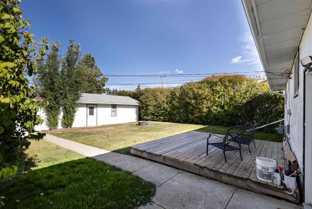 MLS&reg; # A2269633 - 5008 39 Street  in Southeast Innisfail Innisfail, Residential Open Houses