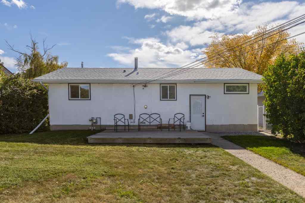 MLS&reg; # A2269633 - 5008 39 Street  in Southeast Innisfail Innisfail, Residential Open Houses