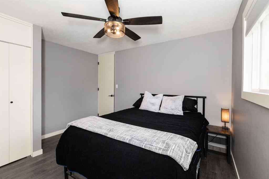 MLS&reg; # A2269633 - 5008 39 Street  in Southeast Innisfail Innisfail, Residential Open Houses