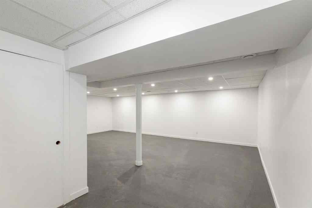 MLS&reg; # A2269633 - 5008 39 Street  in Southeast Innisfail Innisfail, Residential Open Houses