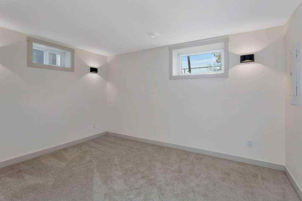 MLS&reg; # A2269635 - 5537 35 Street  in West Park Red Deer, Residential Open Houses