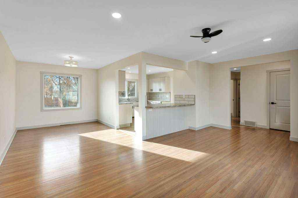 MLS&reg; # A2269635 - 5537 35 Street  in West Park Red Deer, Residential Open Houses