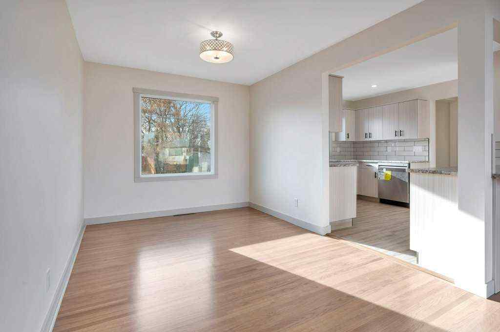 MLS&reg; # A2269635 - 5537 35 Street  in West Park Red Deer, Residential Open Houses