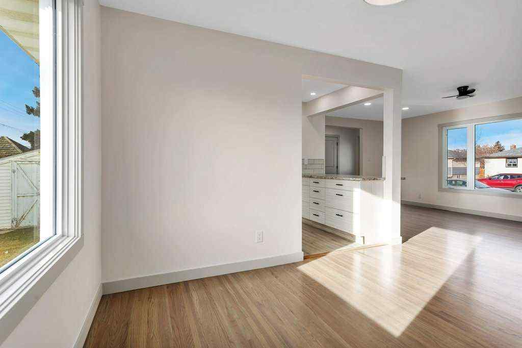 MLS&reg; # A2269635 - 5537 35 Street  in West Park Red Deer, Residential Open Houses