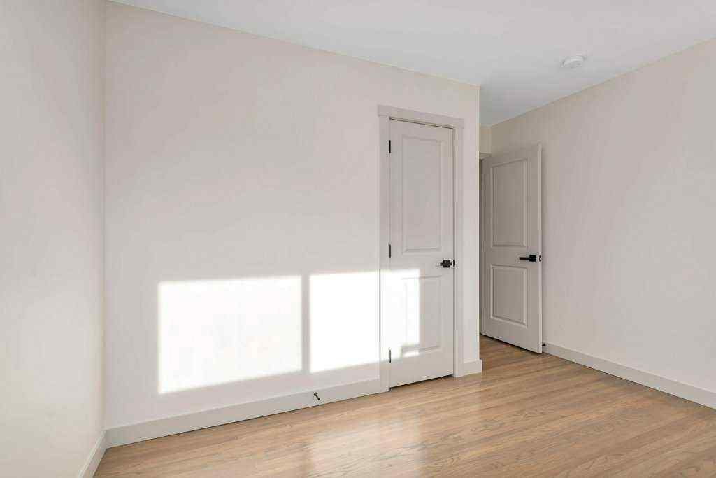 MLS&reg; # A2269635 - 5537 35 Street  in West Park Red Deer, Residential Open Houses