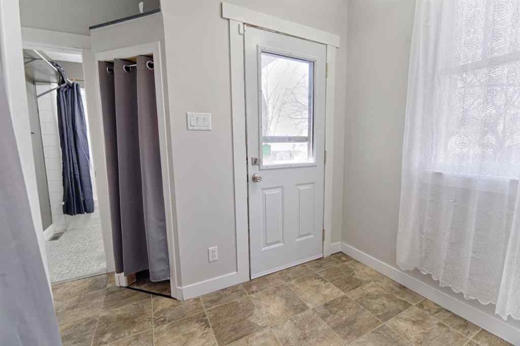MLS® A2269639 - 244 14 Street N in Westminster Lethbridge, Residential