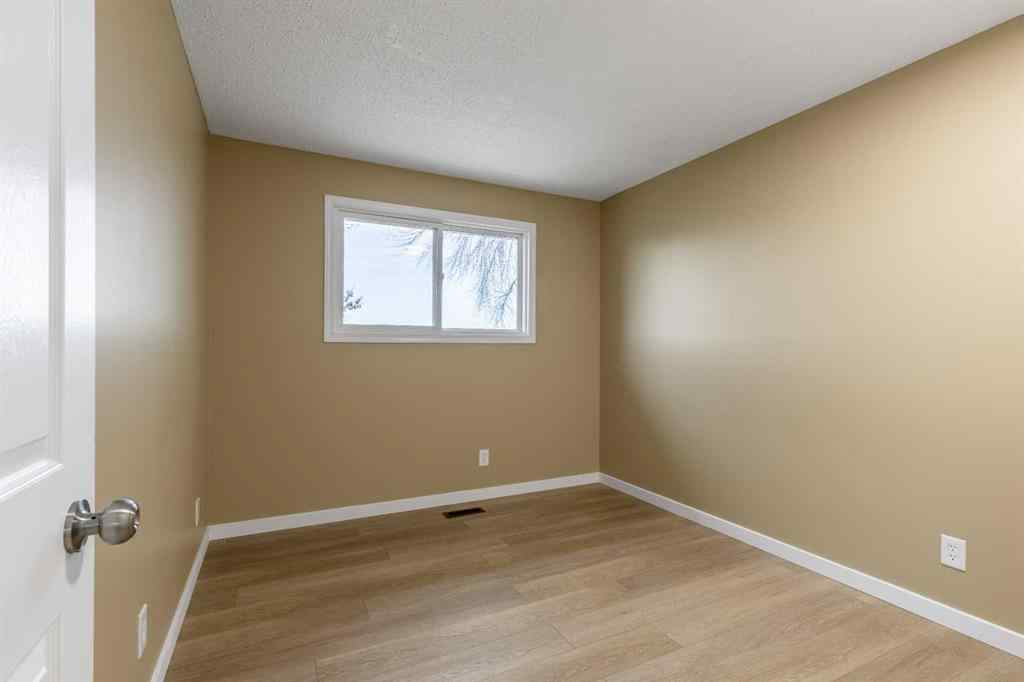 MLS&reg; # A2269640 - 1001 19A Avenue  in NONE Coaldale, Residential Open Houses
