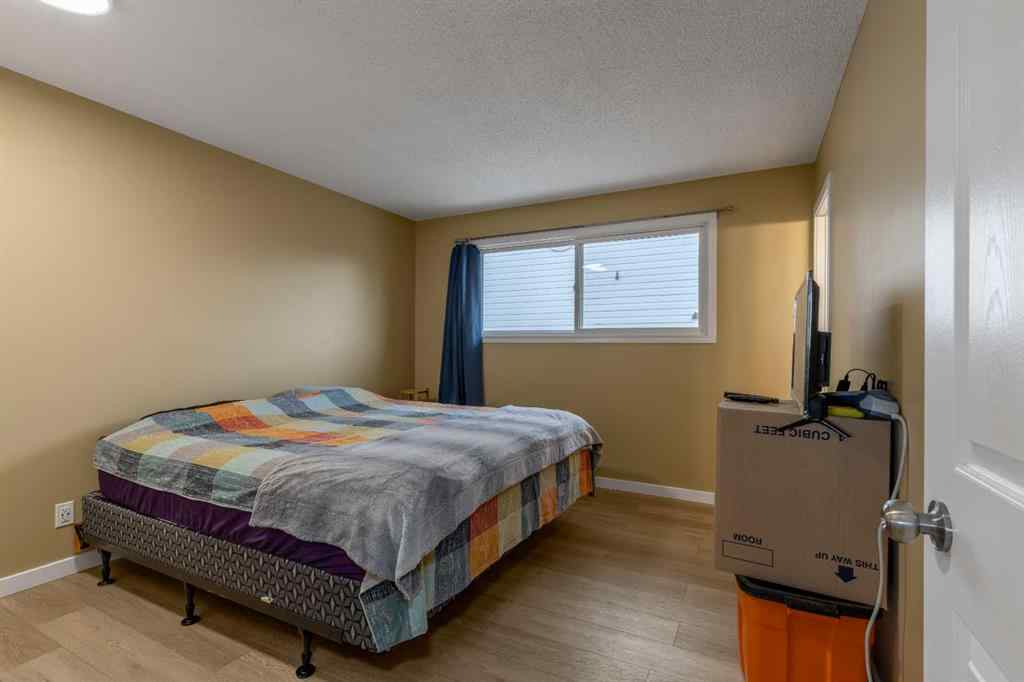 MLS&reg; # A2269640 - 1001 19A Avenue  in NONE Coaldale, Residential Open Houses