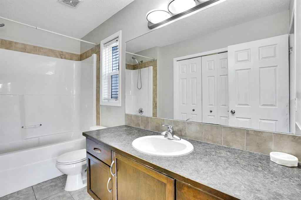 MLS® A2269642 - 229 Luxstone Way SW in Luxstone Airdrie, Residential