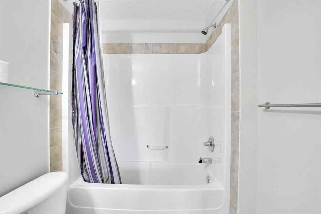 MLS® A2269642 - 229 Luxstone Way SW in Luxstone Airdrie, Residential