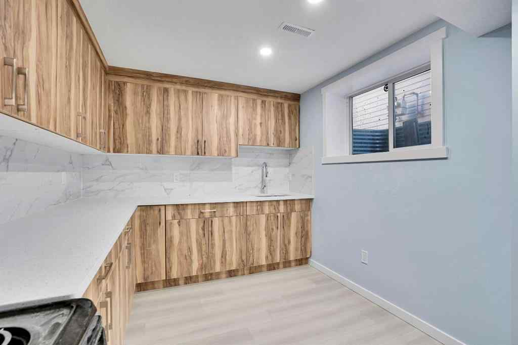 MLS® A2269642 - 229 Luxstone Way SW in Luxstone Airdrie, Residential