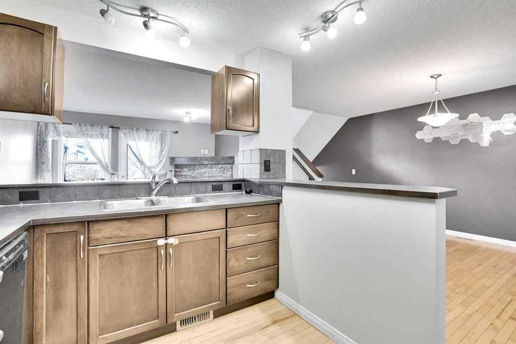 MLS® A2269642 - 229 Luxstone Way SW in Luxstone Airdrie, Residential