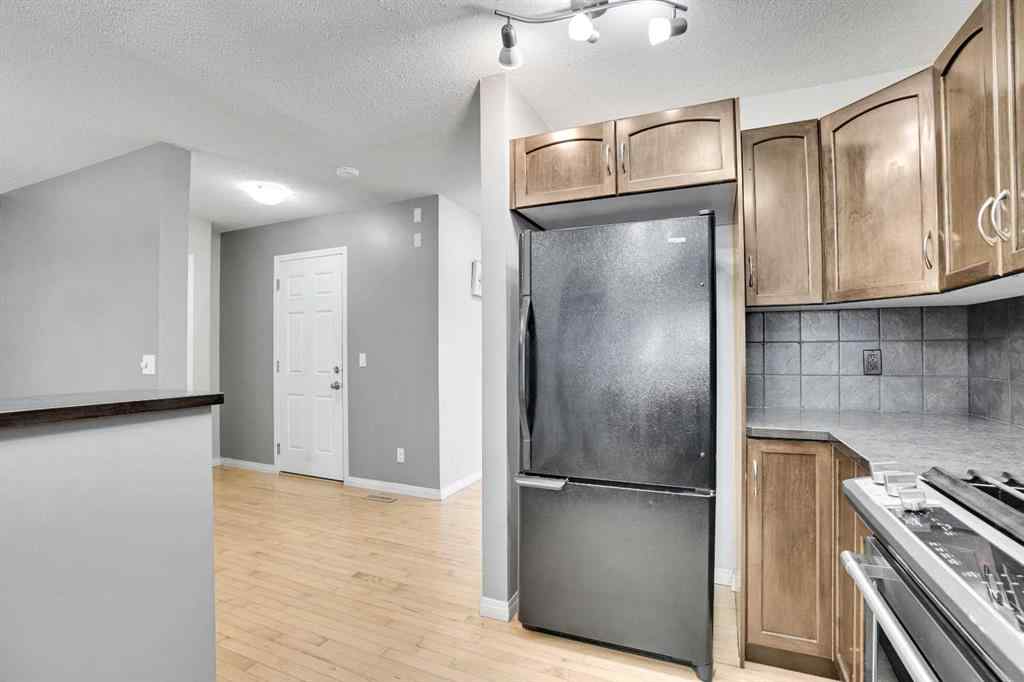 MLS® A2269642 - 229 Luxstone Way SW in Luxstone Airdrie, Residential