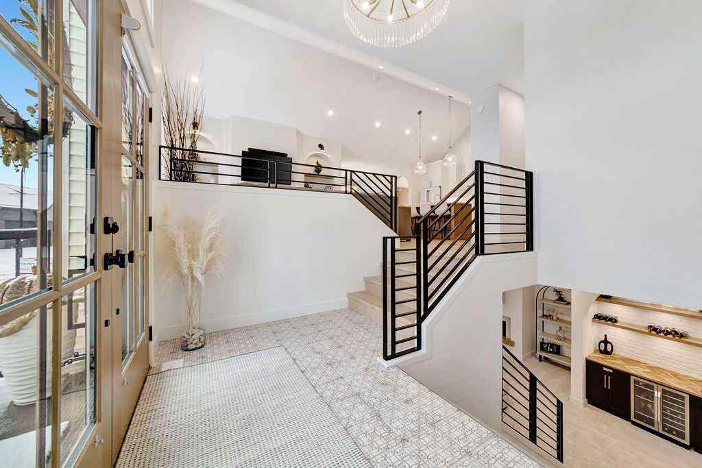 MLS&reg; # A2269649 - 1302 59B Avenue  in Lakeside Lloydminster, Residential Open Houses