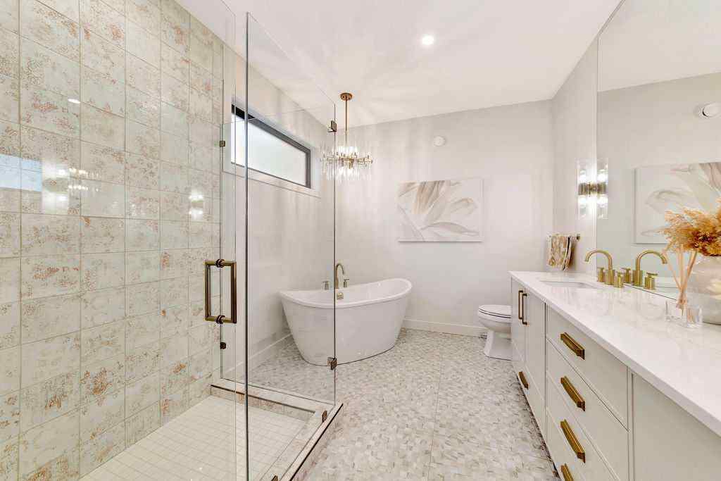 MLS&reg; # A2269649 - 1302 59B Avenue  in Lakeside Lloydminster, Residential Open Houses