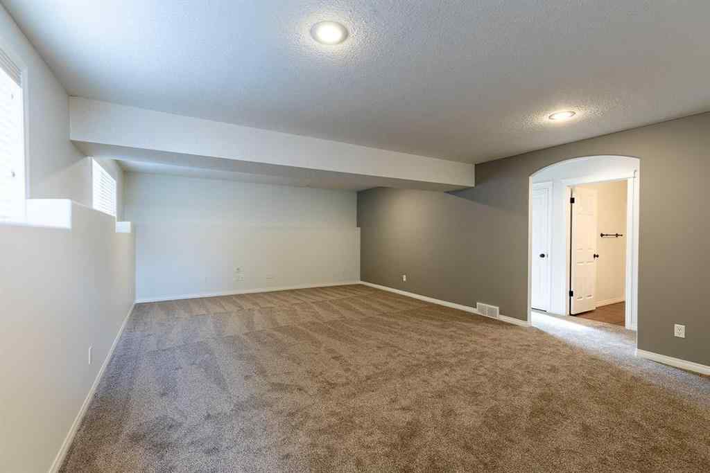 MLS&reg; # A2269651 - 331 Stratton Road SE in SE Southridge Medicine Hat, Residential Open Houses