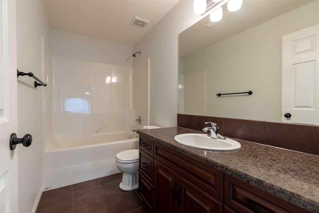 MLS&reg; # A2269651 - 331 Stratton Road SE in SE Southridge Medicine Hat, Residential Open Houses