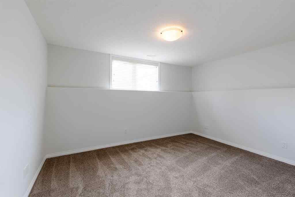 MLS&reg; # A2269651 - 331 Stratton Road SE in SE Southridge Medicine Hat, Residential Open Houses