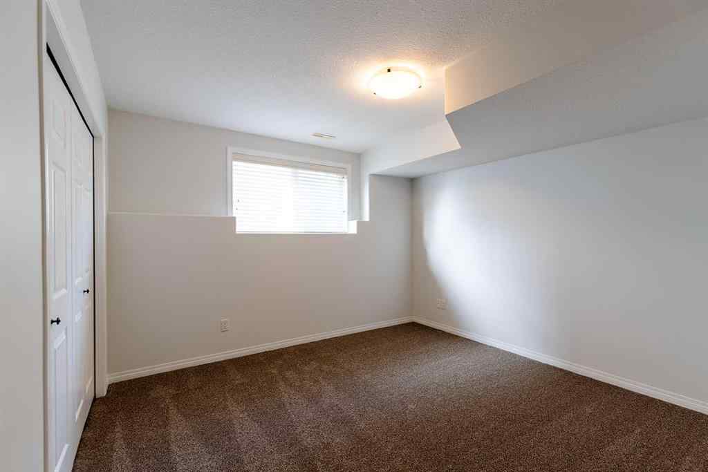 MLS&reg; # A2269651 - 331 Stratton Road SE in SE Southridge Medicine Hat, Residential Open Houses