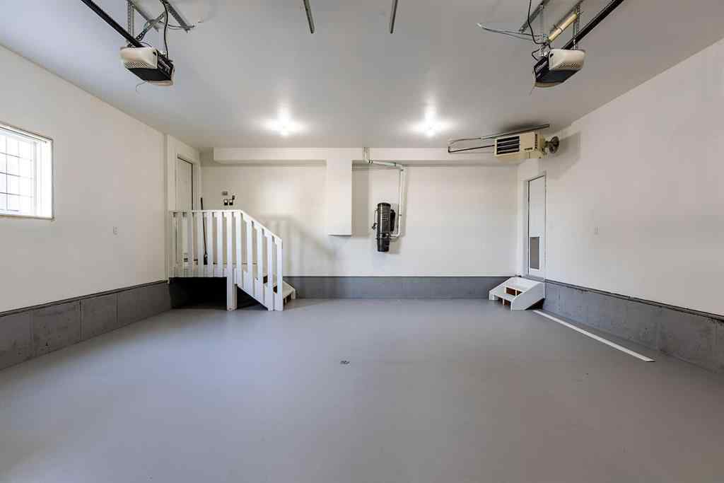 MLS&reg; # A2269651 - 331 Stratton Road SE in SE Southridge Medicine Hat, Residential Open Houses