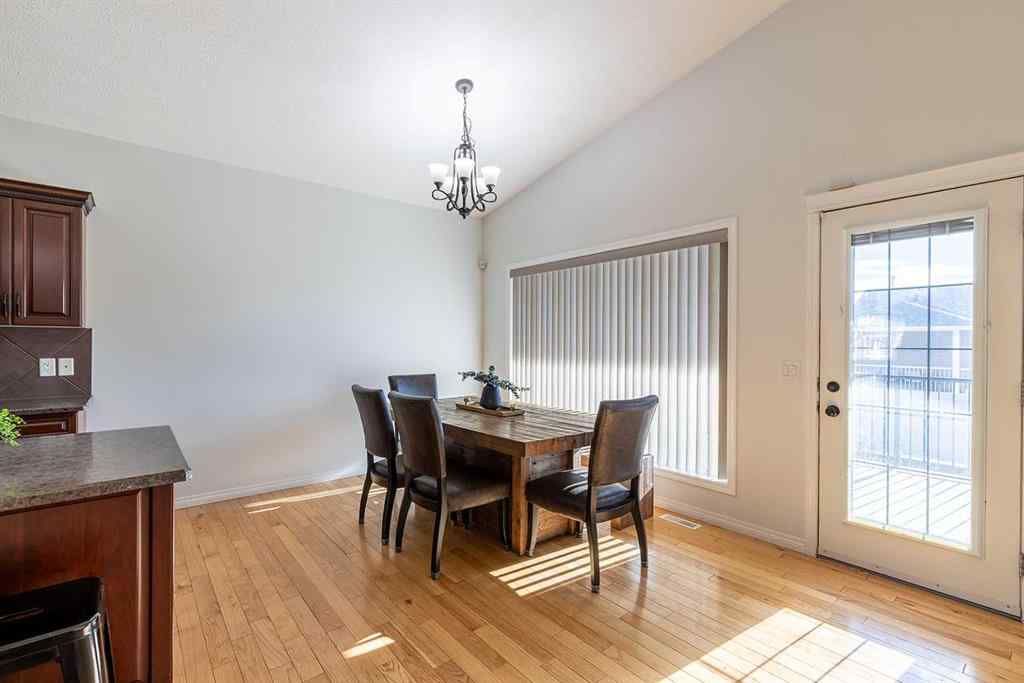 MLS&reg; # A2269651 - 331 Stratton Road SE in SE Southridge Medicine Hat, Residential Open Houses