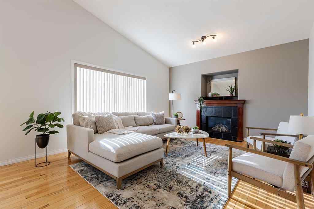 MLS&reg; # A2269651 - 331 Stratton Road SE in SE Southridge Medicine Hat, Residential Open Houses