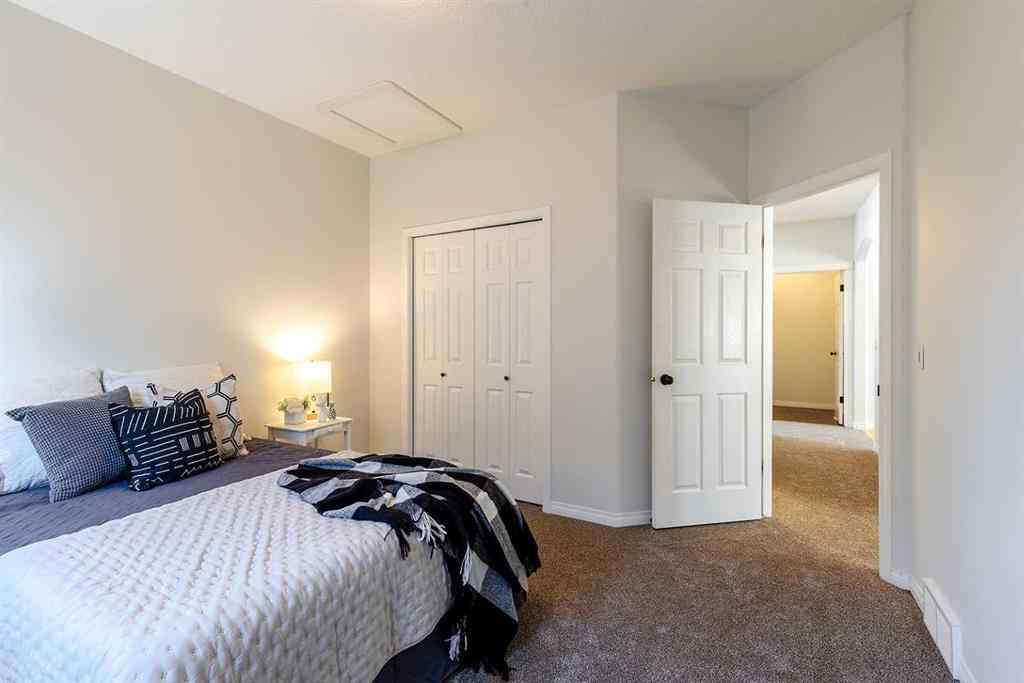 MLS&reg; # A2269651 - 331 Stratton Road SE in SE Southridge Medicine Hat, Residential Open Houses