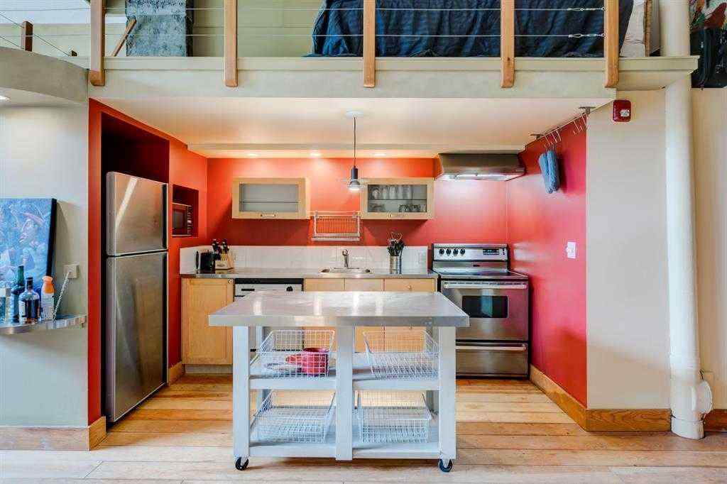 MLS&reg; # A2269654 - Unit #102 59 Glamis Drive SW in Glamorgan Calgary, Residential Open Houses