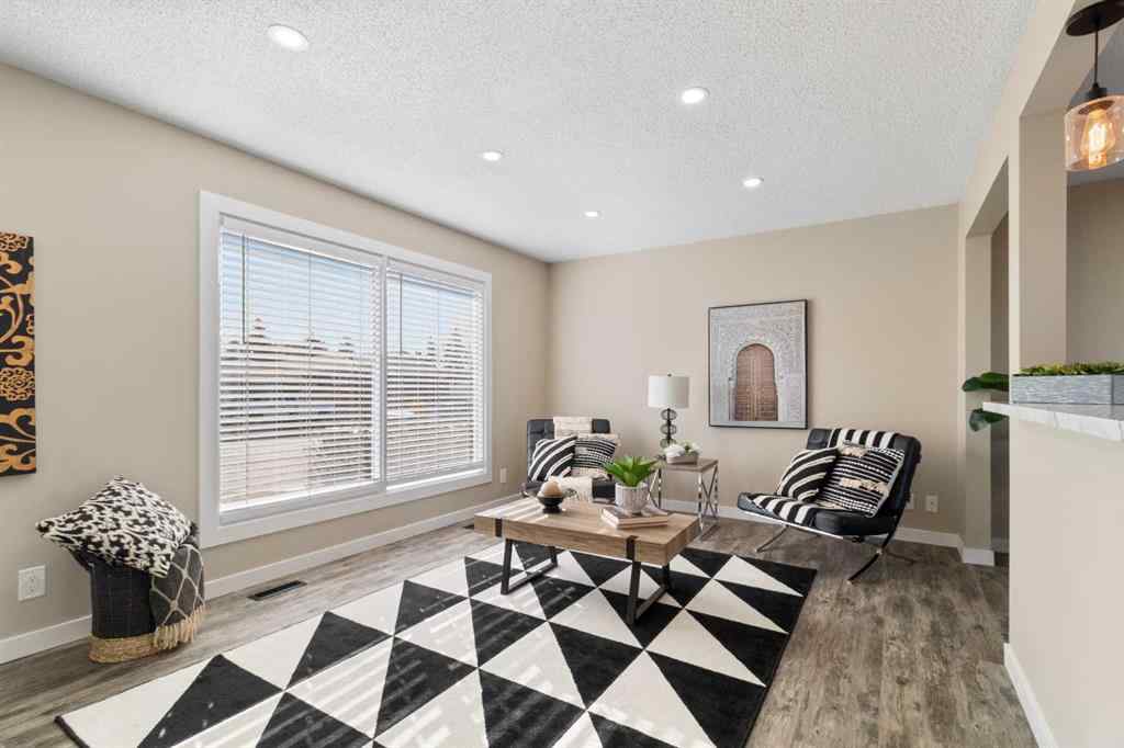 MLS&reg; # A2269656 - 4011 53 Avenue  in Southwest Innisfail Innisfail, Residential Open Houses