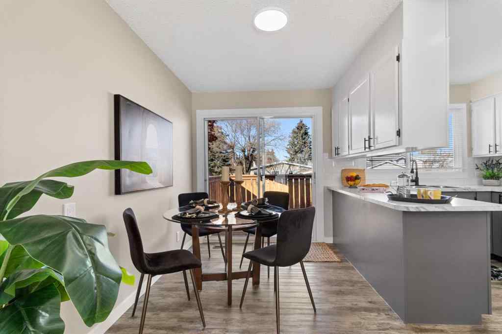 MLS&reg; # A2269656 - 4011 53 Avenue  in Southwest Innisfail Innisfail, Residential Open Houses