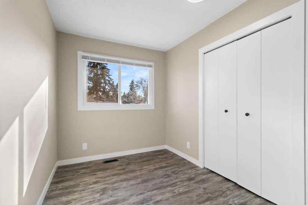 MLS&reg; # A2269656 - 4011 53 Avenue  in Southwest Innisfail Innisfail, Residential Open Houses