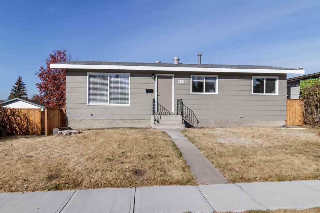 MLS&reg; # A2269656 - 4011 53 Avenue  in Southwest Innisfail Innisfail, Residential Open Houses