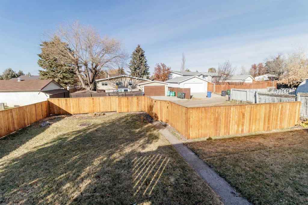 MLS&reg; # A2269656 - 4011 53 Avenue  in Southwest Innisfail Innisfail, Residential Open Houses