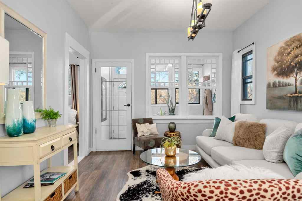 MLS® A2269657 - 207 31 Avenue NW in Tuxedo Park Calgary, Residential