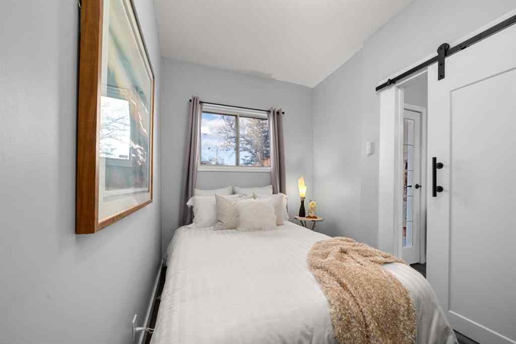 MLS® A2269657 - 207 31 Avenue NW in Tuxedo Park Calgary, Residential