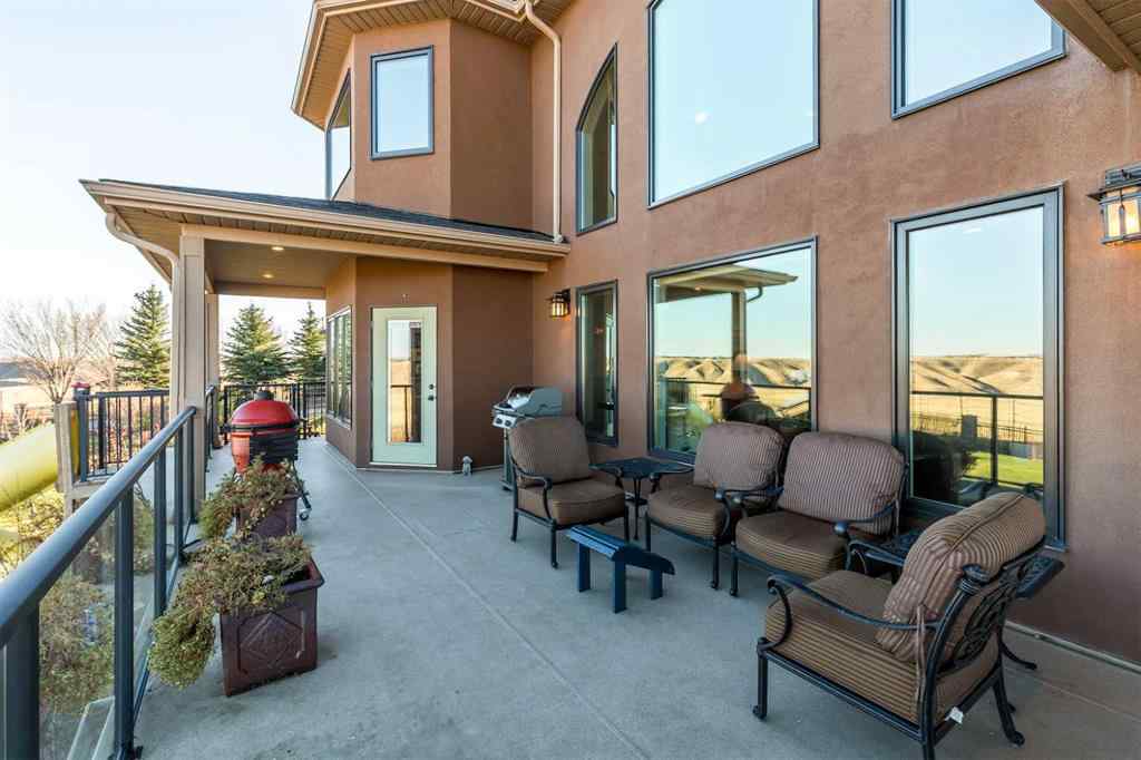 MLS® A2269658 - 124 Canyoncrest Point W in The Canyons Lethbridge, Residential