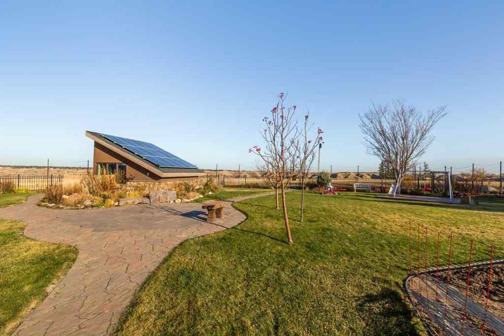 MLS® A2269658 - 124 Canyoncrest Point W in The Canyons Lethbridge, Residential