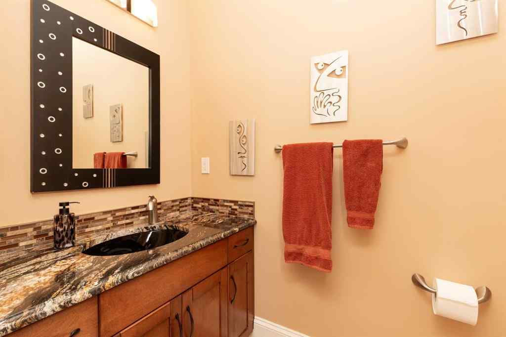 MLS® A2269658 - 124 Canyoncrest Point W in The Canyons Lethbridge, Residential