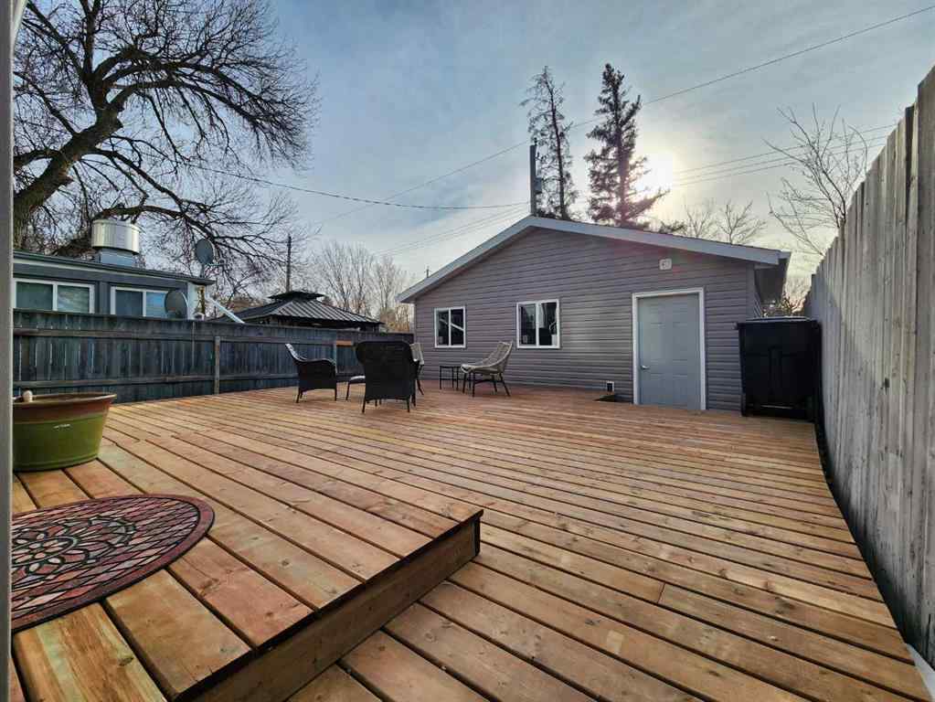 MLS&reg; # A2269659 - 308 7A Avenue S in London Road Lethbridge, Residential Open Houses