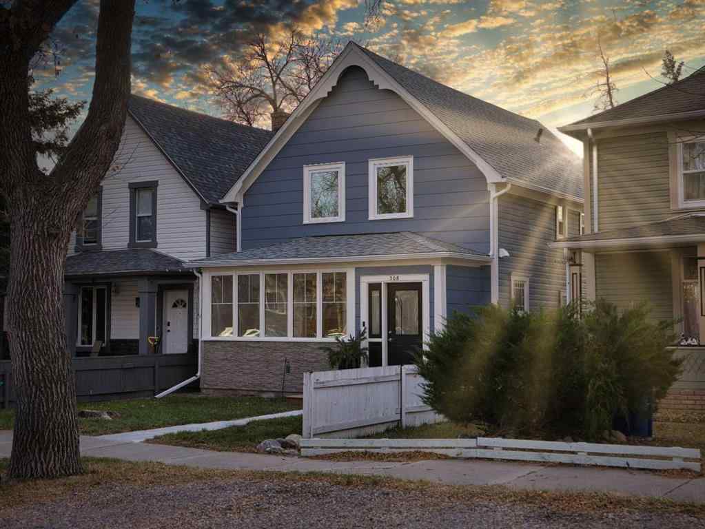 MLS&reg; # A2269659 - 308 7A Avenue S in London Road Lethbridge, Residential Open Houses