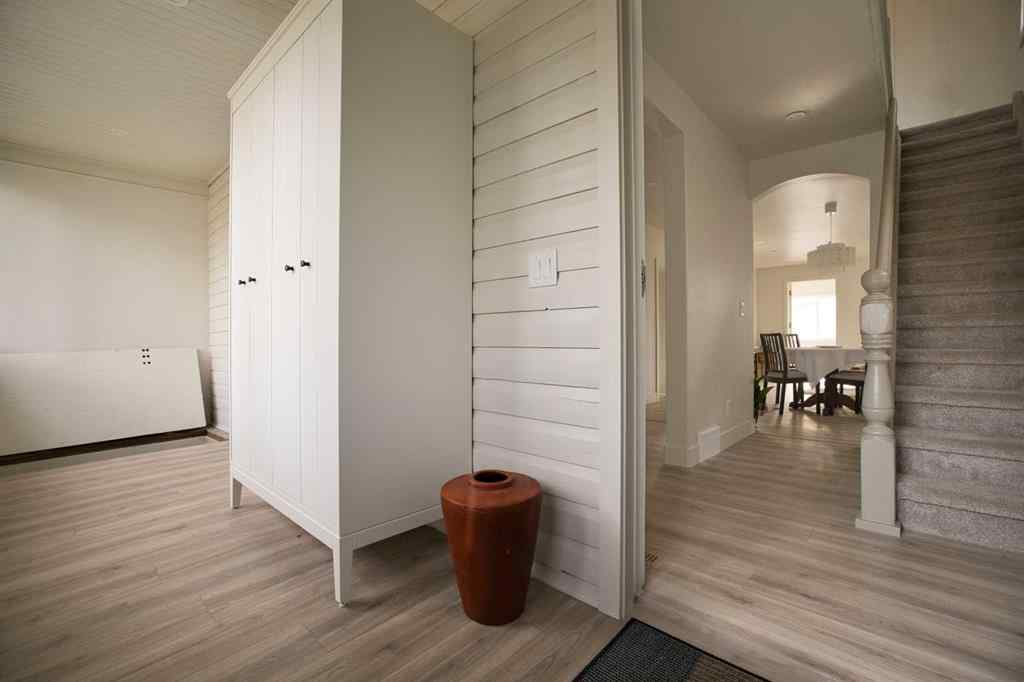 MLS&reg; # A2269659 - 308 7A Avenue S in London Road Lethbridge, Residential Open Houses