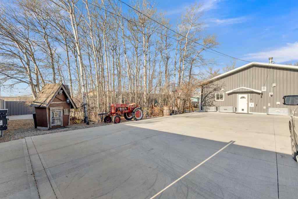 MLS&reg; # A2269660 - 2023 20 Avenue  in NONE Bowden, Commercial Open Houses