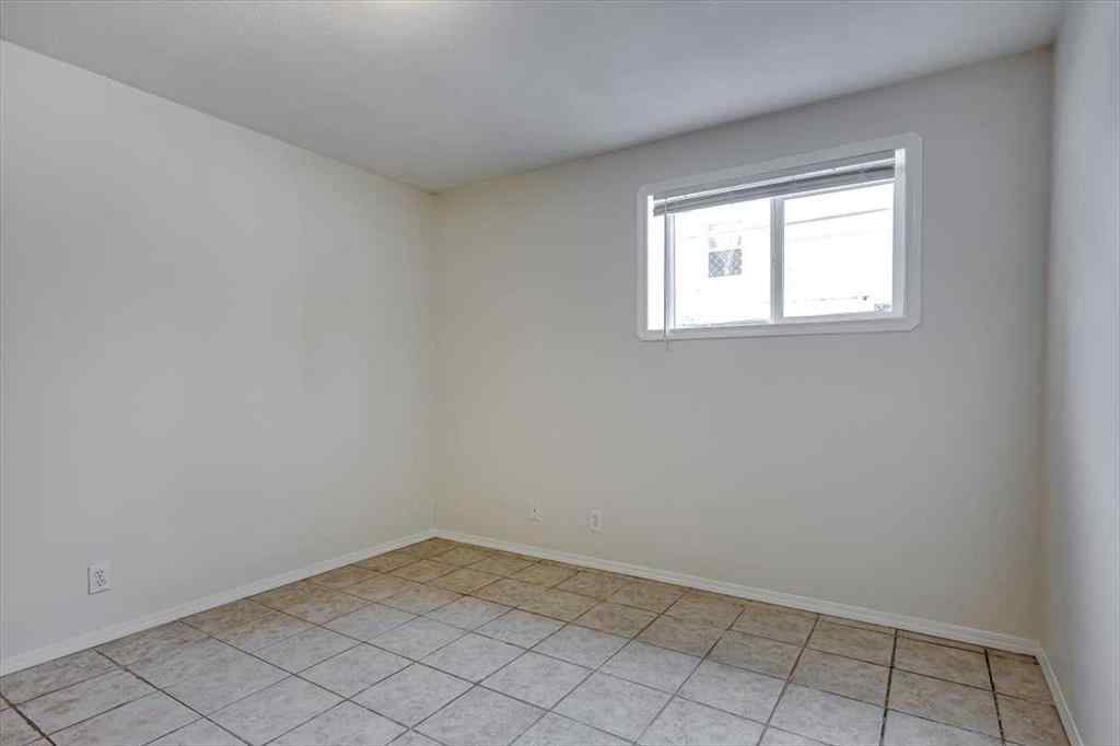 MLS&reg; # A2269661 - 5302 42 Avenue  in Woodlea Red Deer, Residential Open Houses